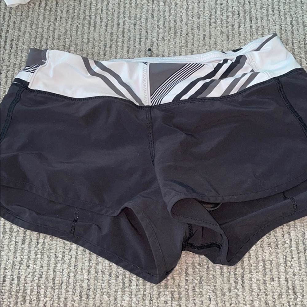 Lululemon speed up short